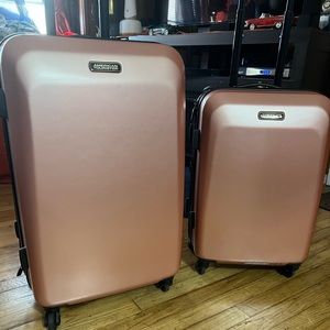 American Tourister Hard Shell Luggage Set. Carry on and check in size.